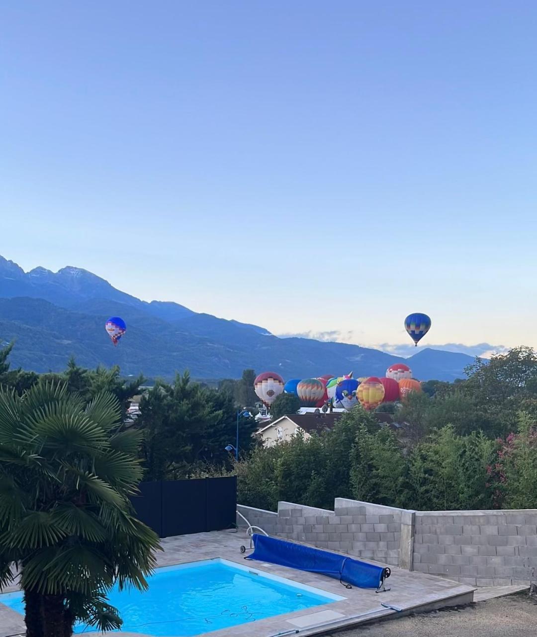 Logement Icare 5Km De Crolles, Soitec , St Lumbin エクステリア 写真